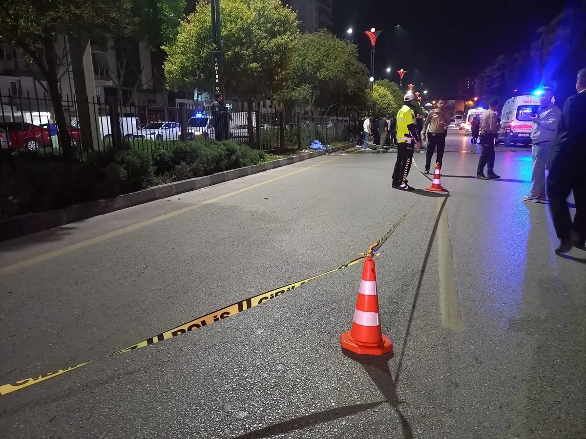 Motosiklet Kazasında 1 Ölü, 1 Yaralı