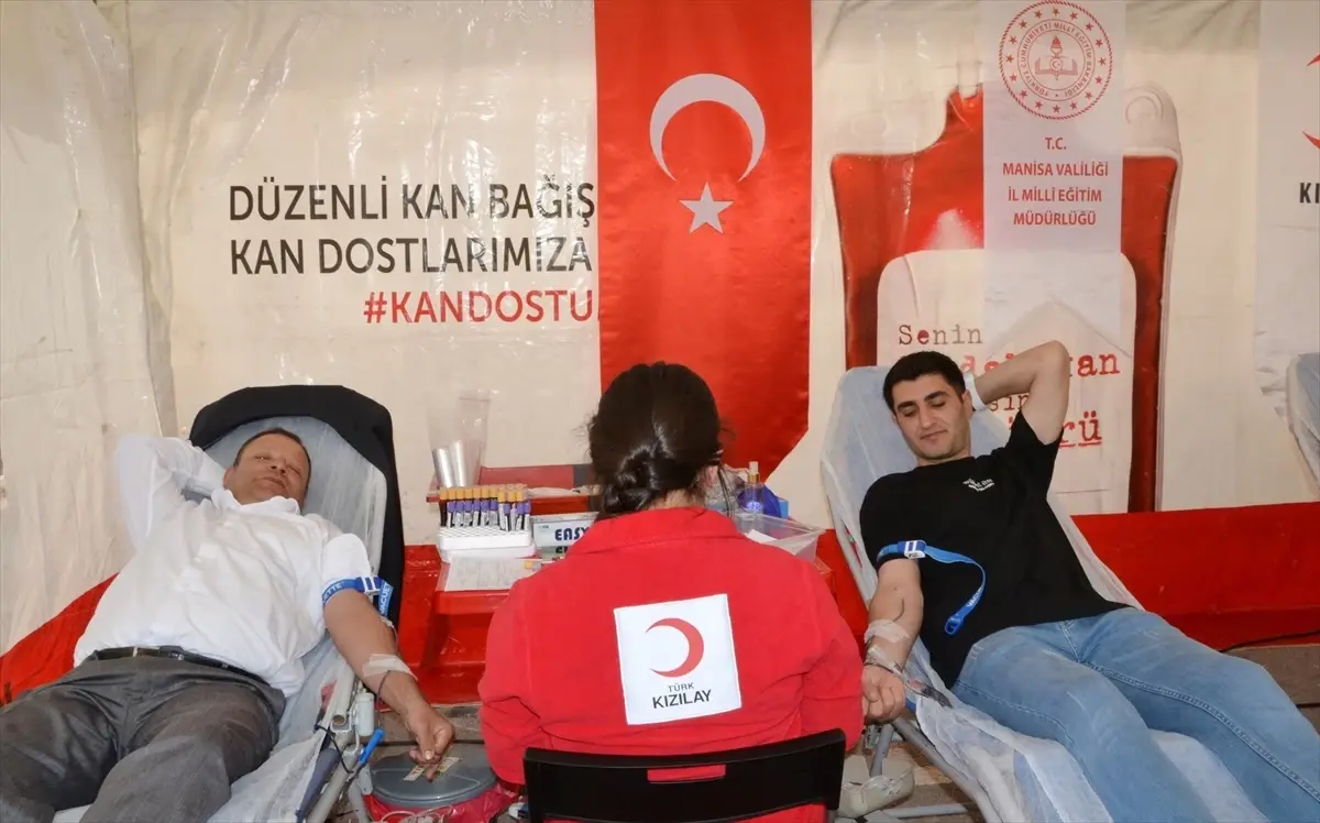 Manisa\'da Kan Bağışı Kampanyası