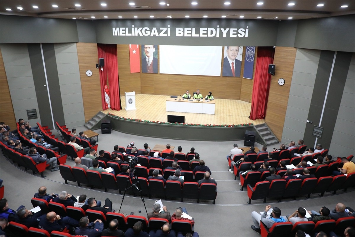 Melikgazi\'de Trafik Güvenliği Eğitimi