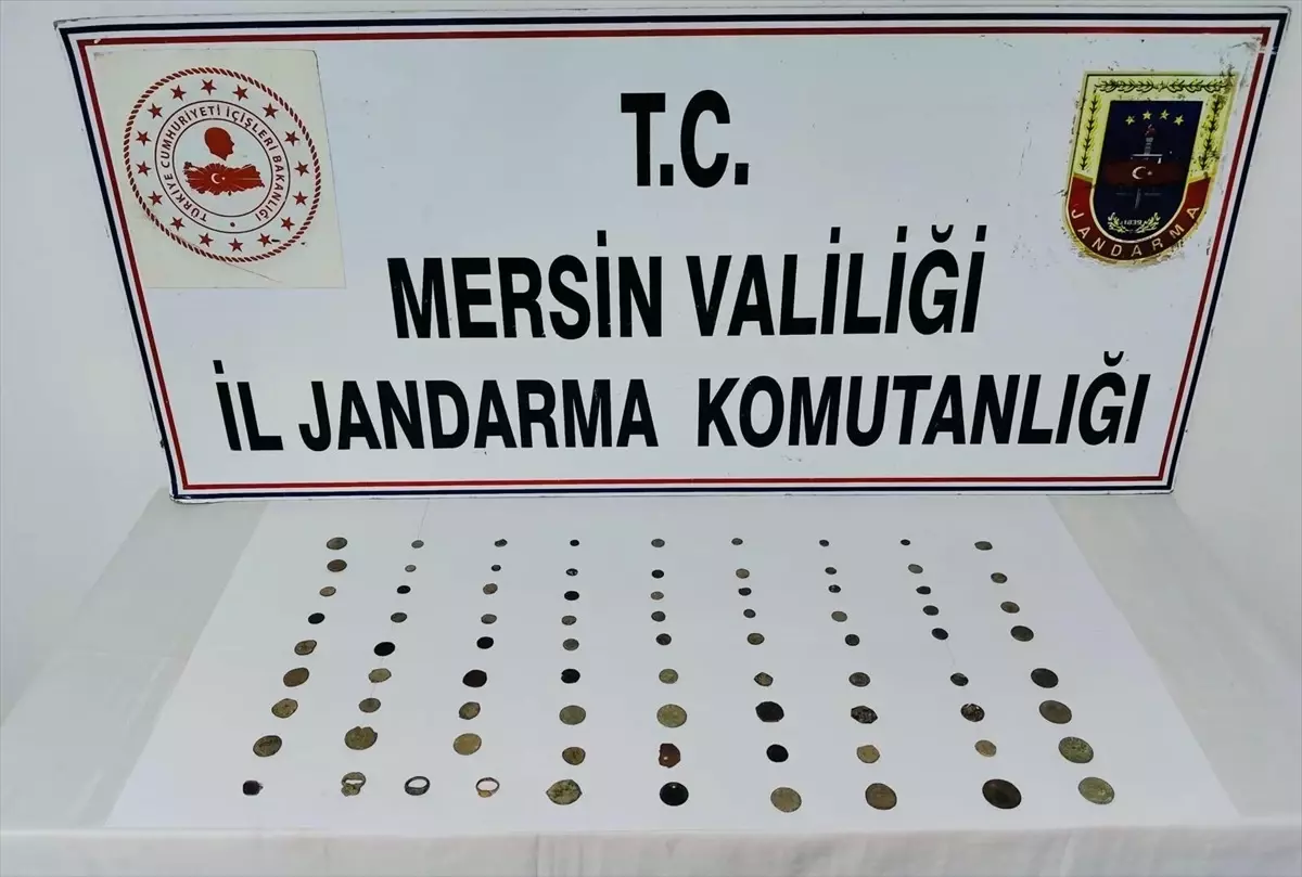 Mersin\'de Tarihi Eserler Ele Geçirildi