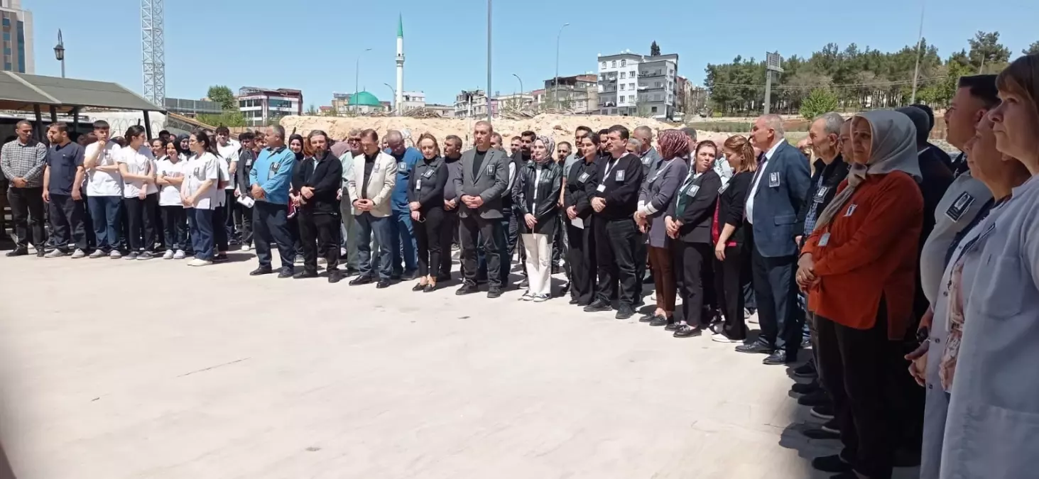 Gaziantep\'te bıçaklanarak öldürülen doktor meslektaşları tarafından anıldı