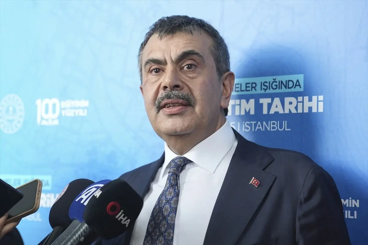 Bakan Tekin\'den Öğretmenlere Uyarı