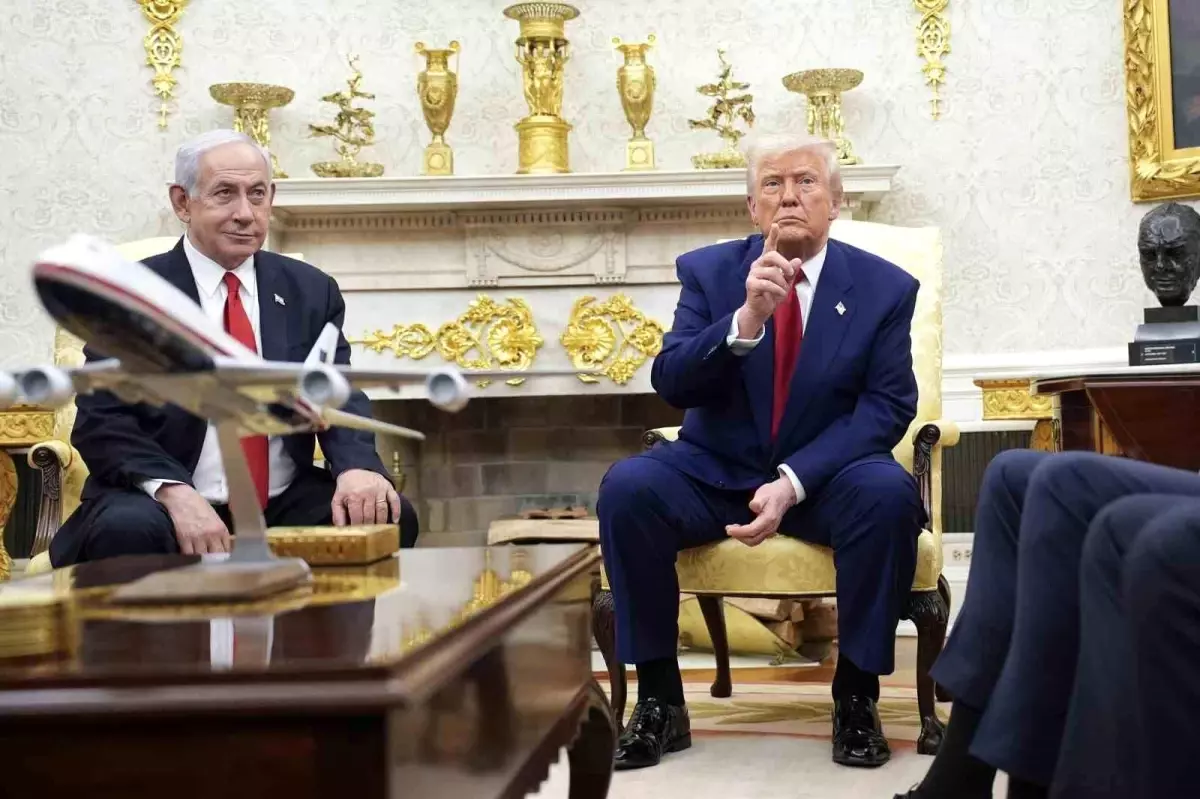 Trump, İsrail\'in Saldırısına Karşı İran ile Müzakereyi Seçti