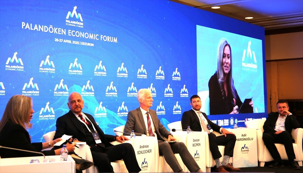 Erzurum\'da Palandöken Ekonomi Forumu Yapıldı