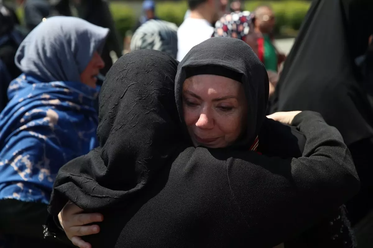 Hacı Adayları Uğurlandı