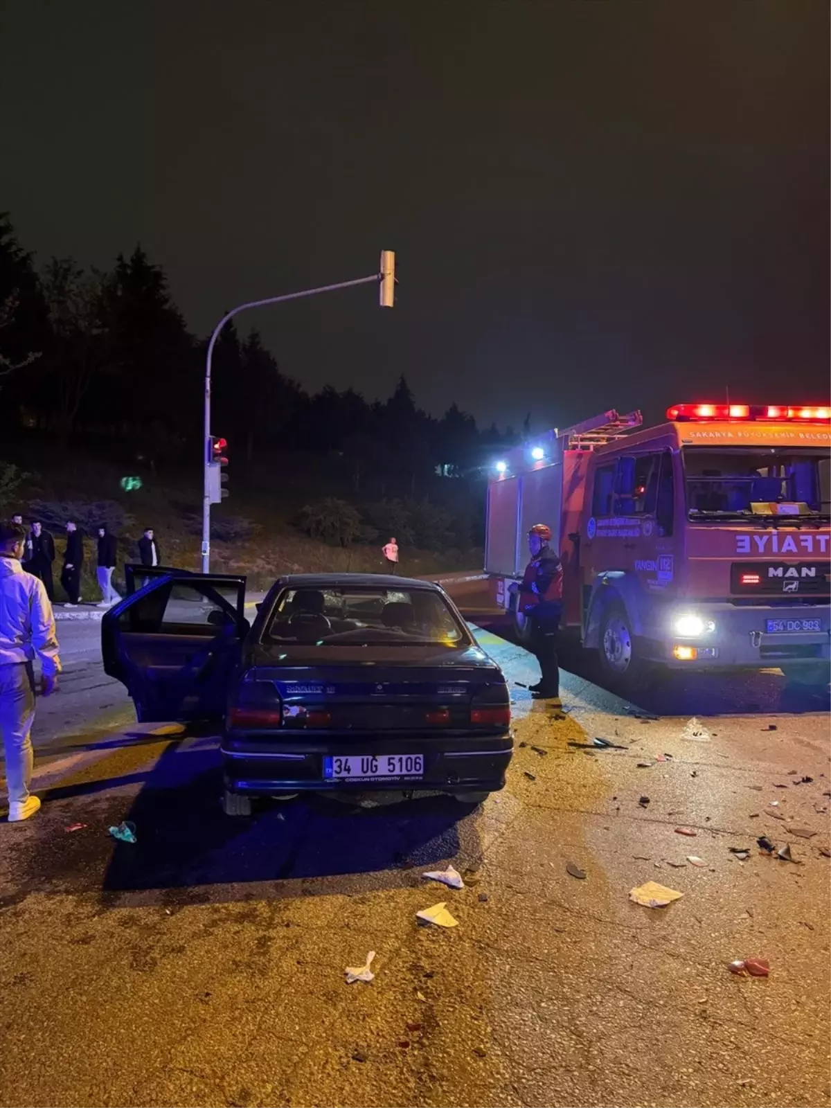 Adapazarı\'nda Feci Kaza: 7 Yaralı