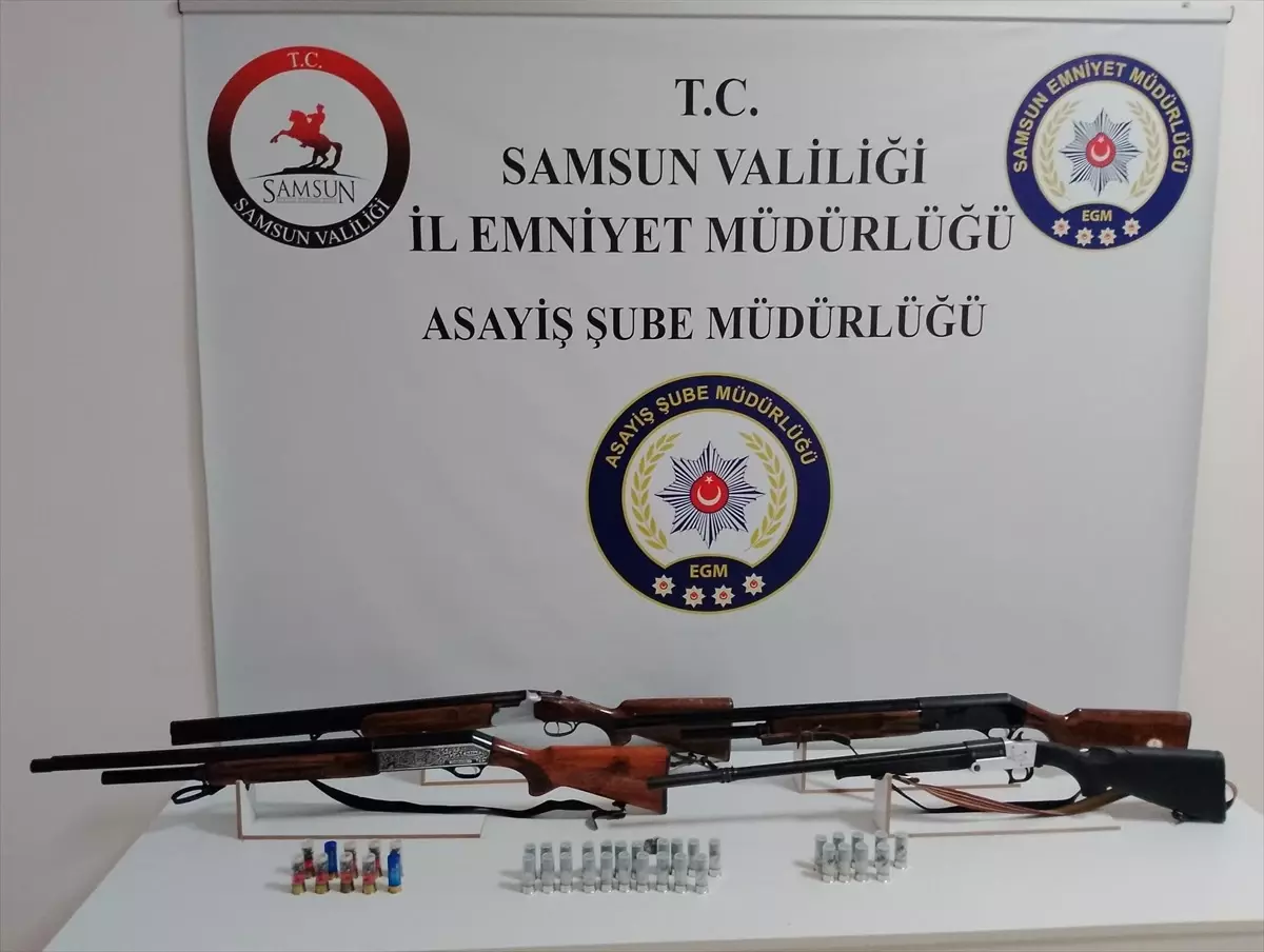 Samsun\'da 4 Ruhsatsız Tüfek Ele Geçirildi