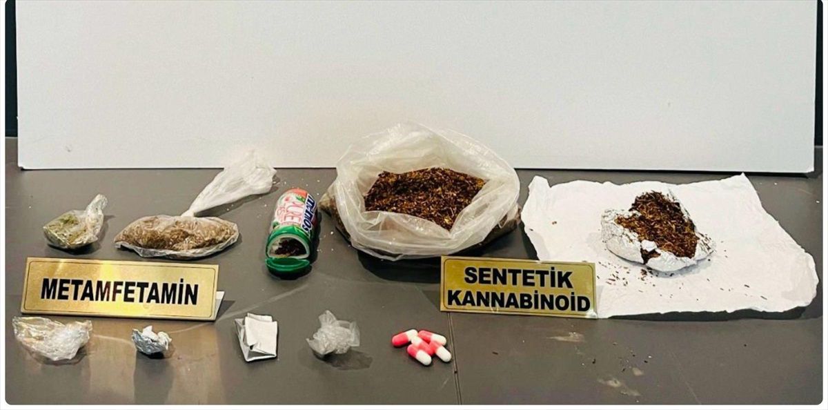 Samsun\'da Uyuşturucu Operasyonu: 3 Gözaltı