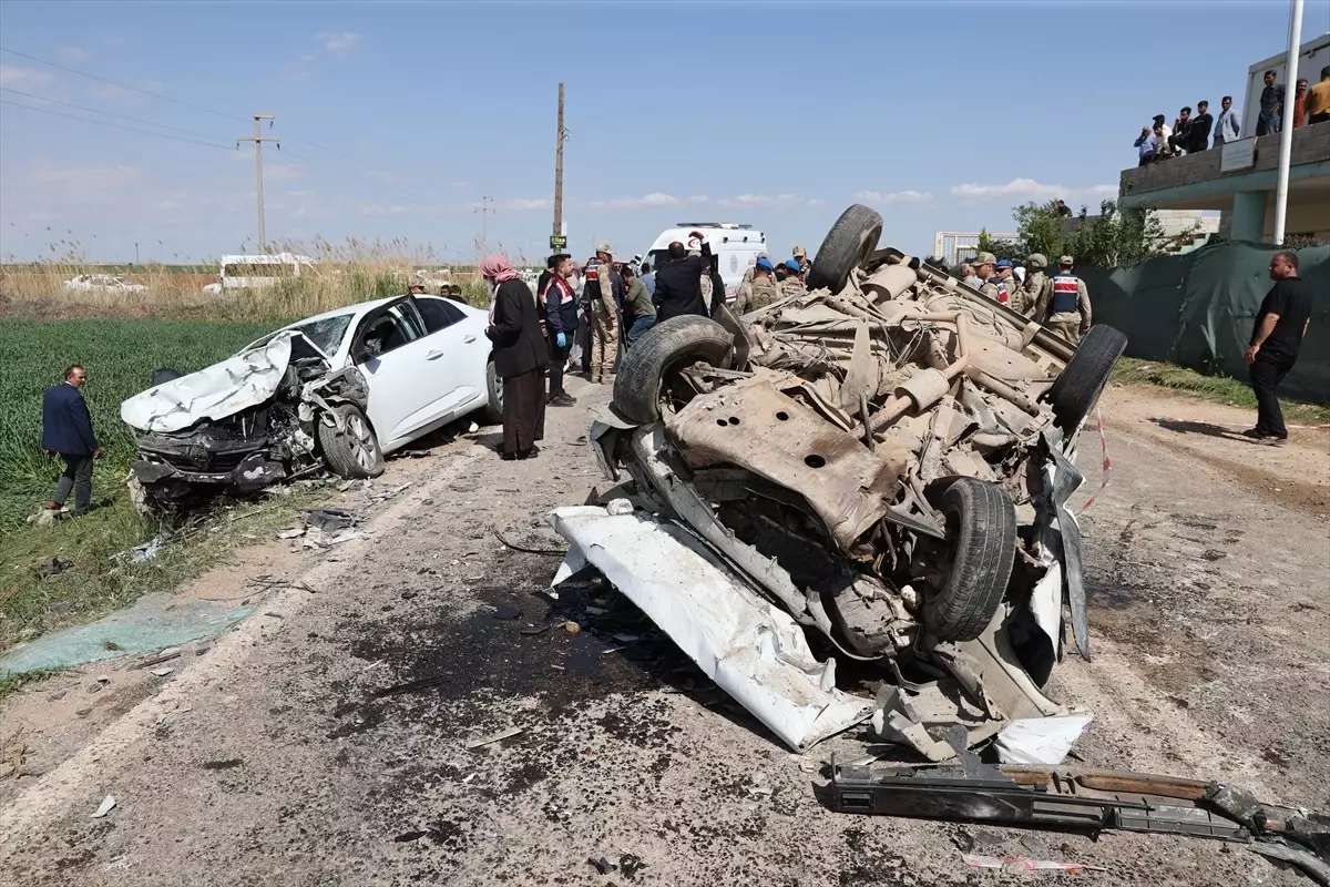 Şanlıurfa\'da Trafik Kazası: 3 Ölü, 2 Yaralı