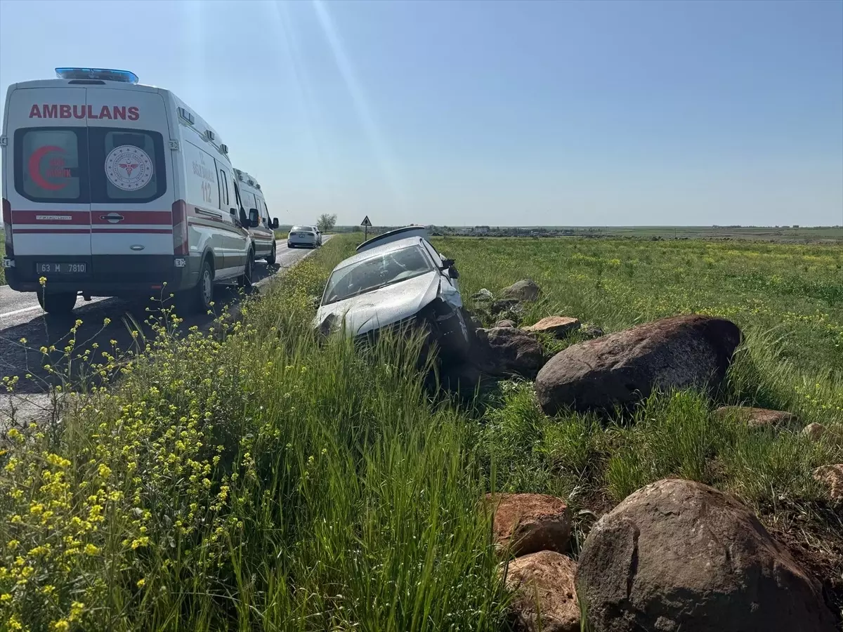 Siverek\'te Otomobil Kazası: 4 Yaralı