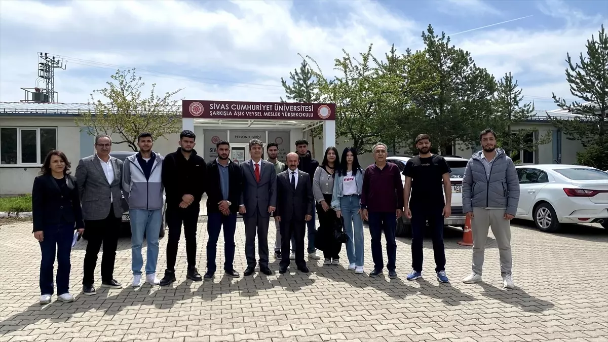 Başkan Gültekin, Öğrencilerle Buluştu