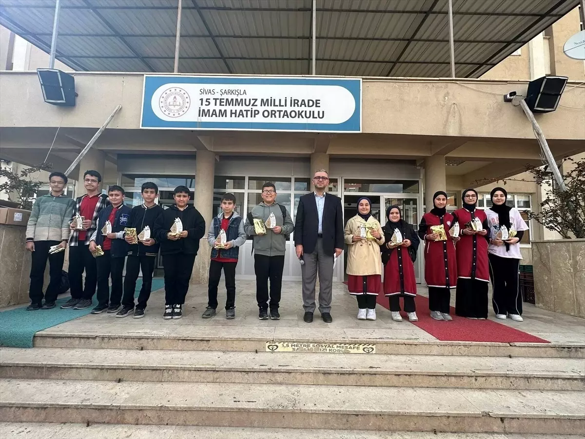 Şarkışla\'da İlmihal Yarışması Düzenlendi