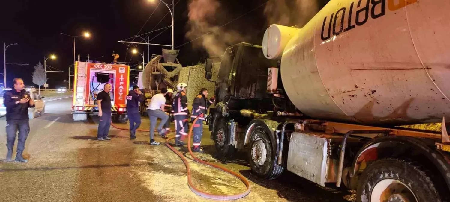 Malatya\'da Beton Mikseri Alev Aldı