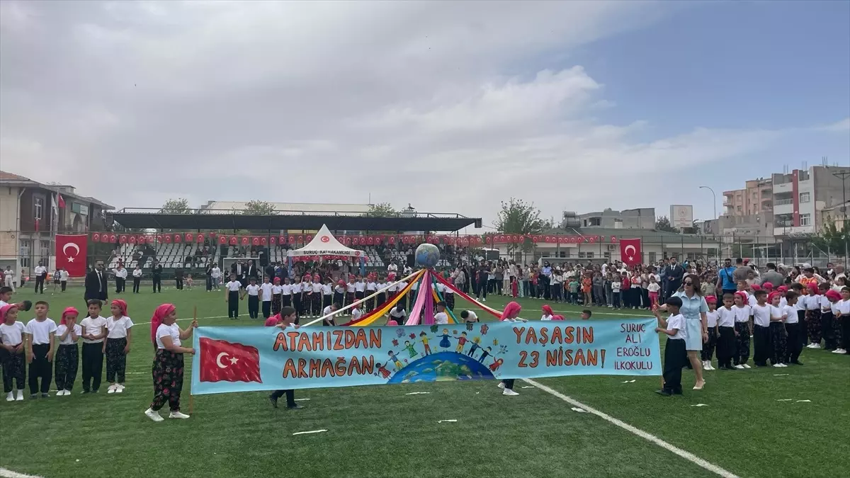 Suruç\'ta 23 Nisan Coşkusu