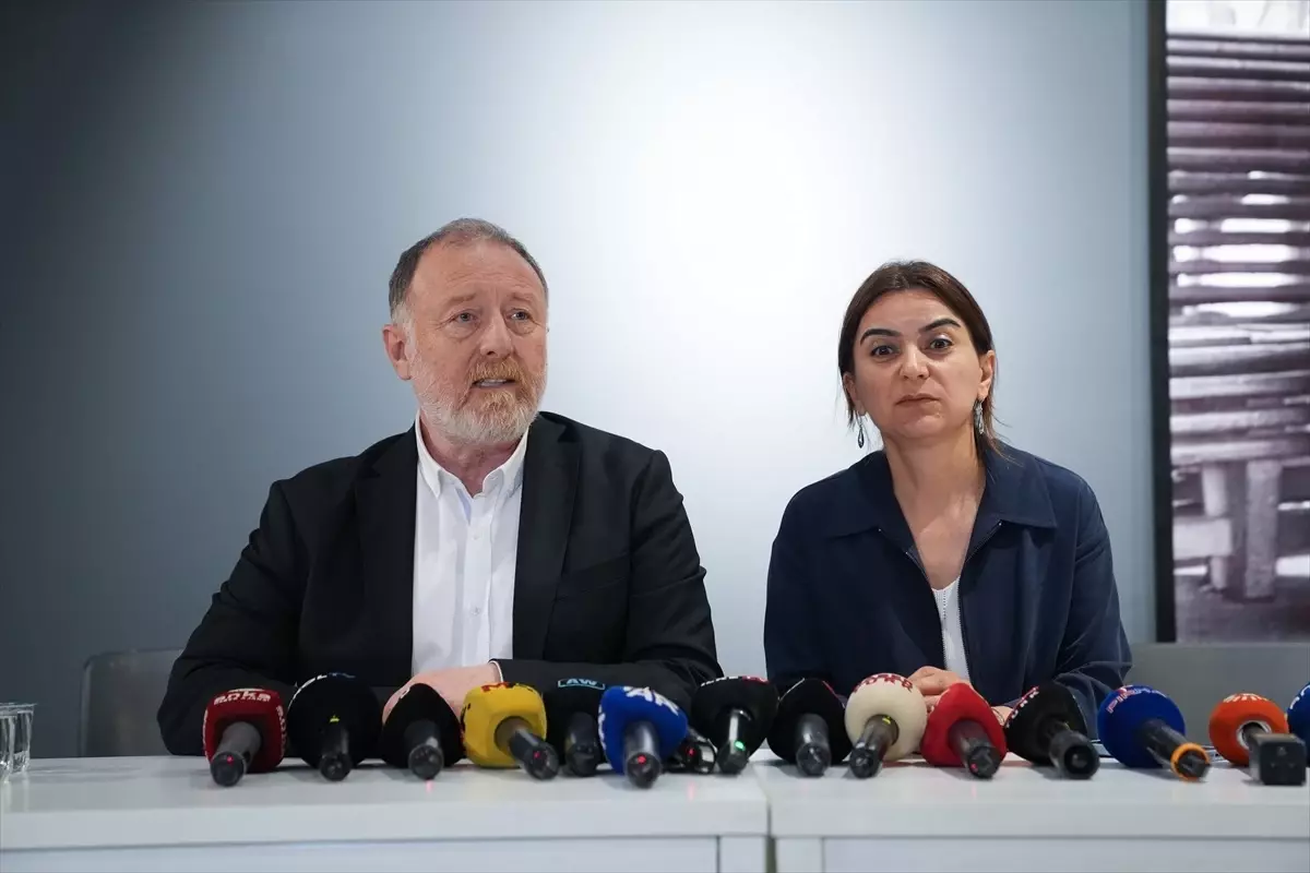 Sırrı Süreyya Önder\'e Taziye