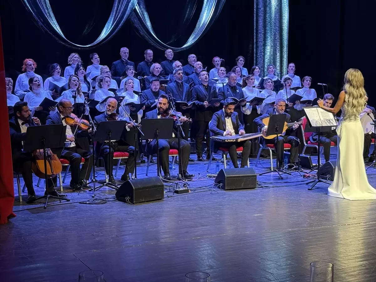 Alaeddin Yavaşca Anısına Konser