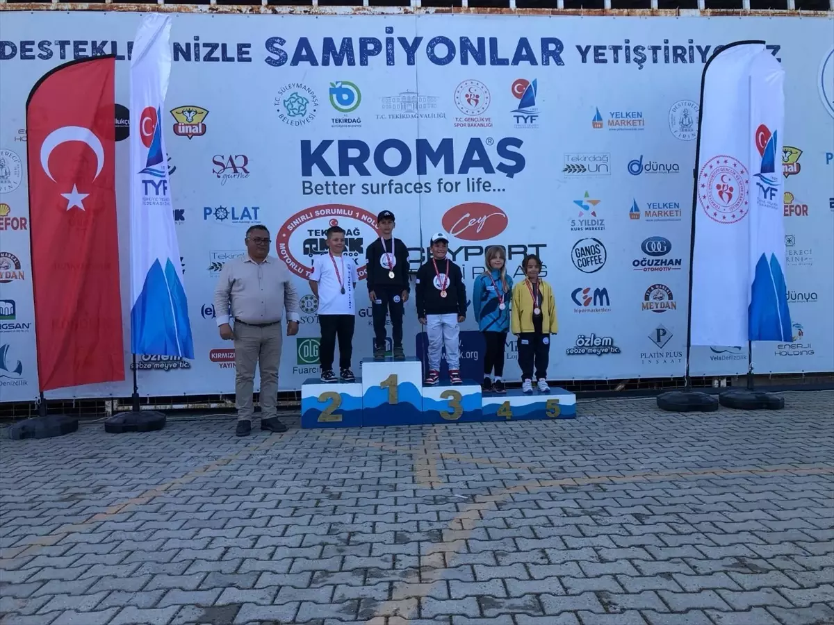 Tekirdağ\'da Yelken Yarışları Yapıldı