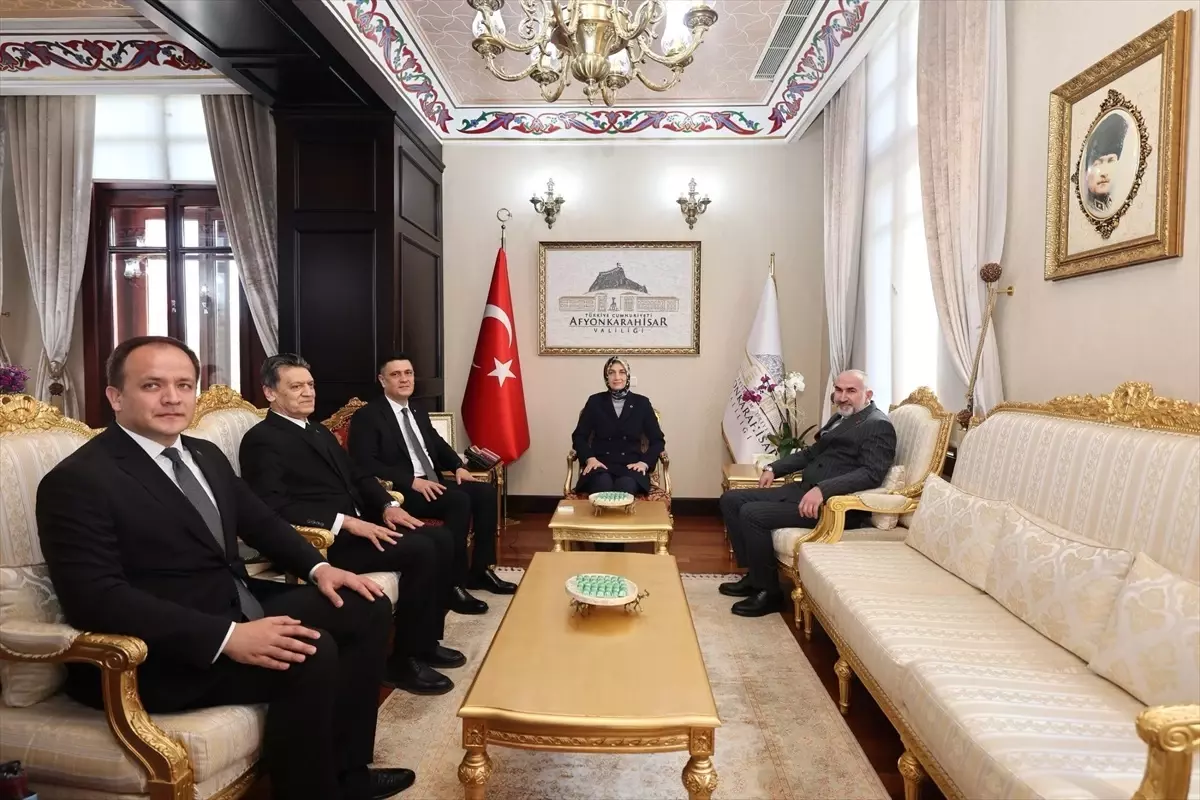 Türkmen Büyükelçi Afyonkarahisar\'da Ziyaretlerde Bulundu