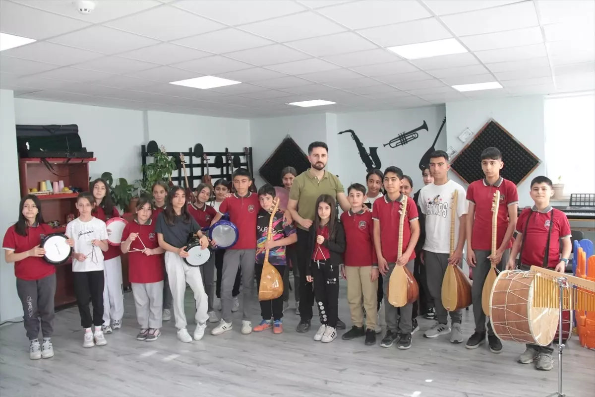 Erzincan\'da Müzik Sınıflarıyla Geleceğe Sanatla Hazırlanıyor