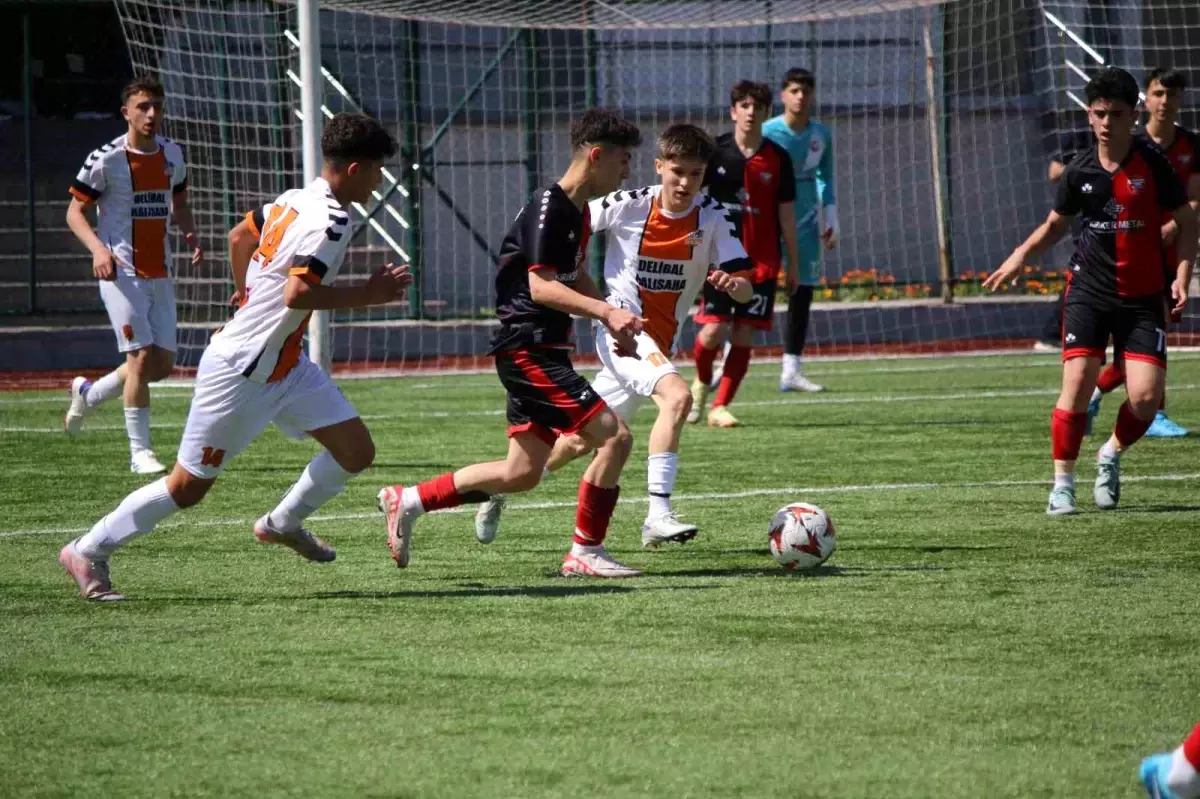 Karabük\'te U-16 Türkiye Futbol Şampiyonası Başladı