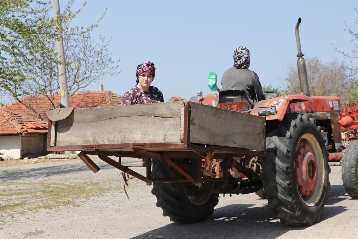 Büşra Solak: Gençleri Tarıma Teşvik Ediyor