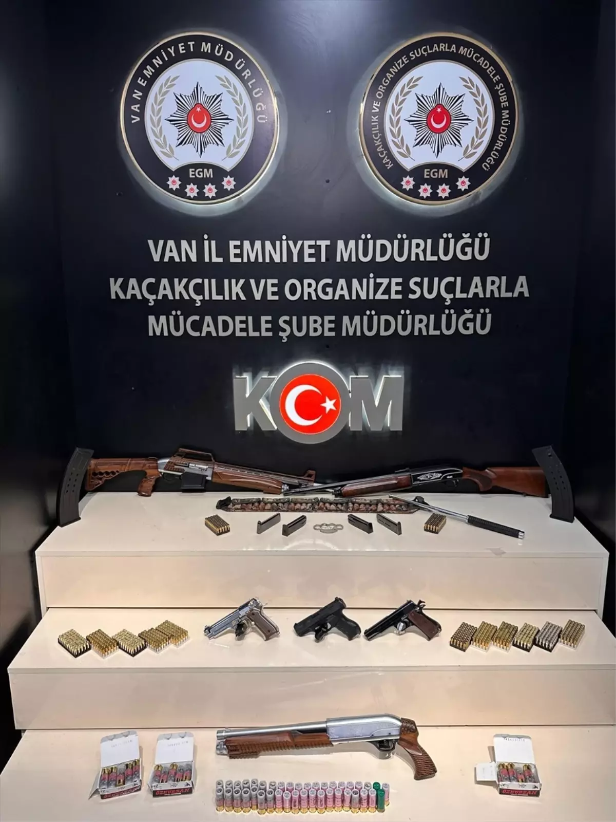 Van\'da Nitelikli Yağma Operasyonu