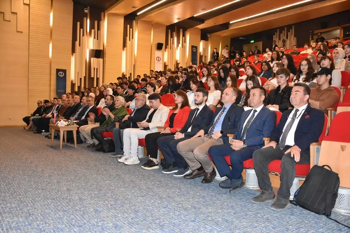 Yunus Emre Konferansı Eskişehir\'de