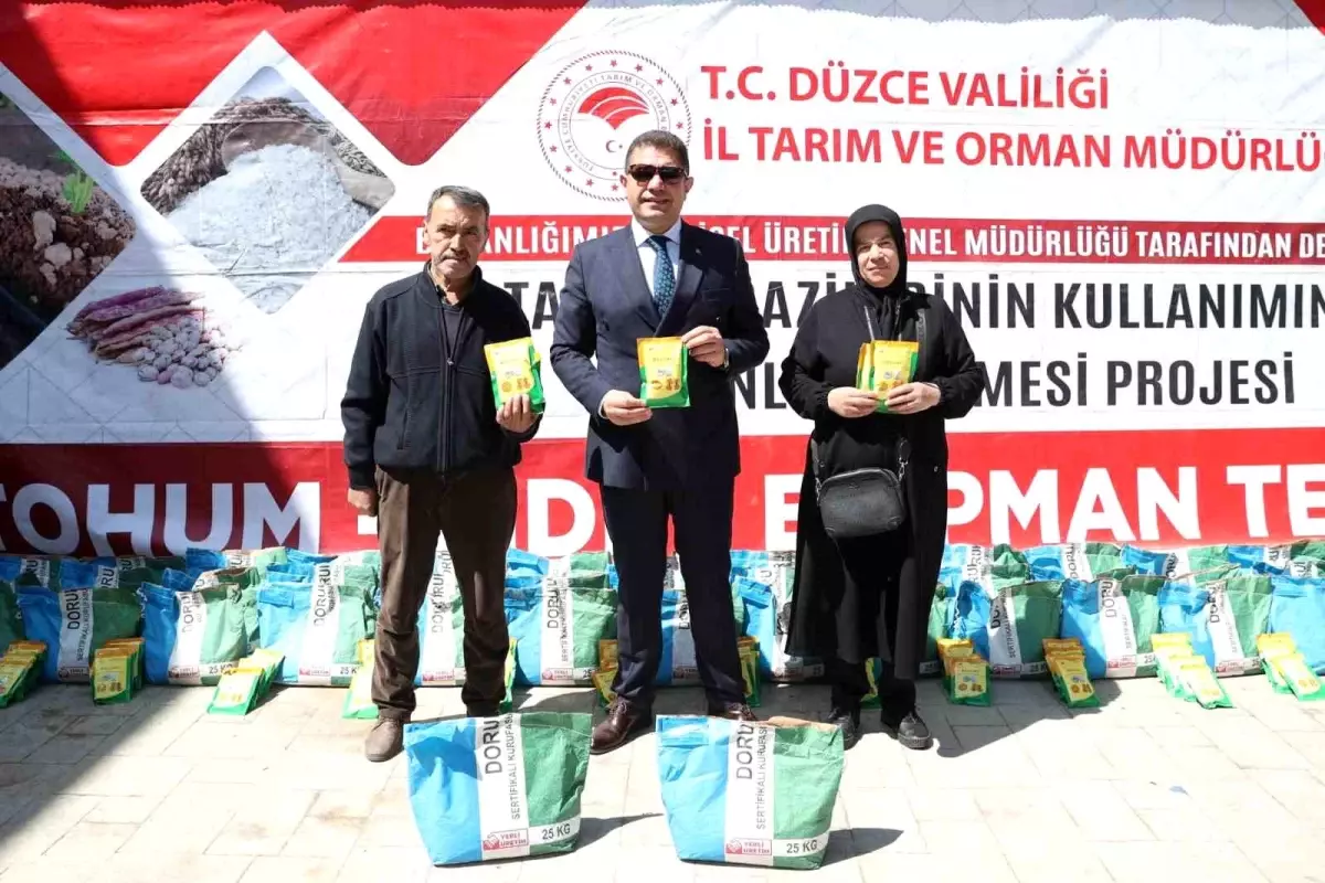Düzce\'de Tohum Dağıtım Töreni
