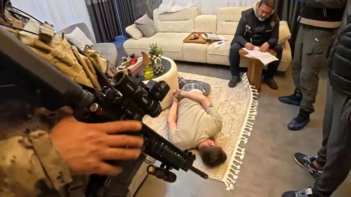 Adana\'da Organize Suç Operasyonu: 109 Gözaltı