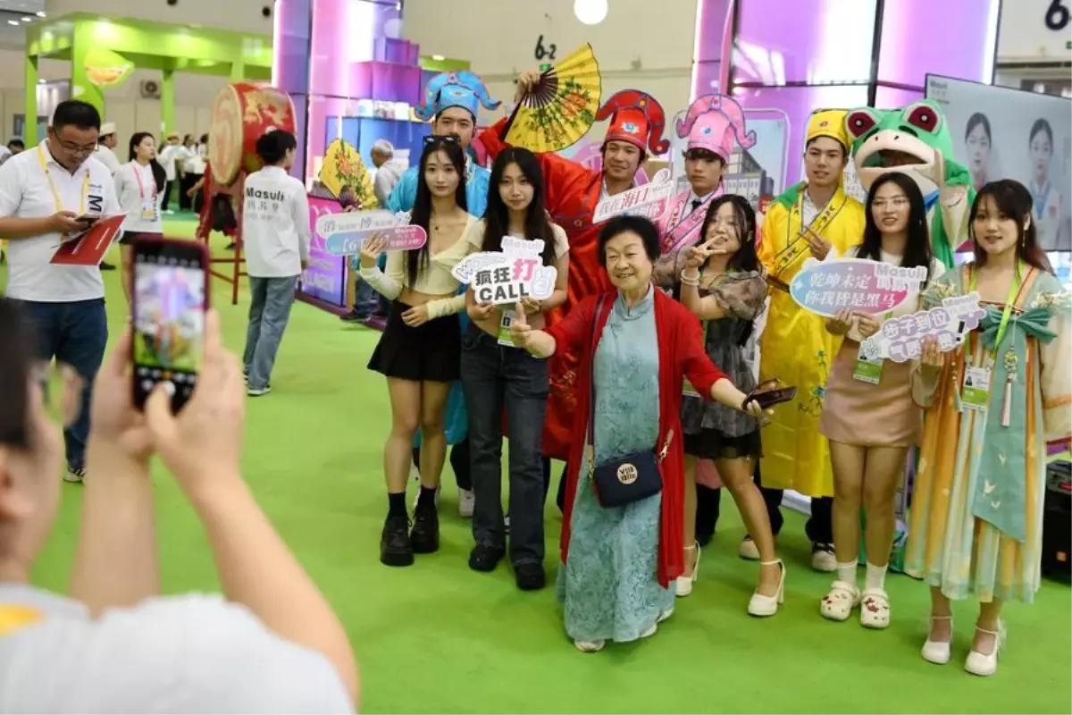 Hainan\'da Rekor Katılım!