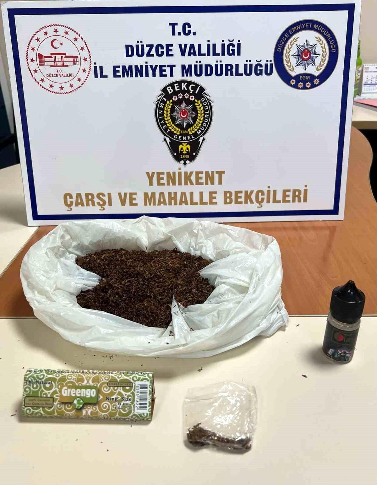 Düzce\'de Gece Kartalları Uyuşturucu Ele Geçirdi