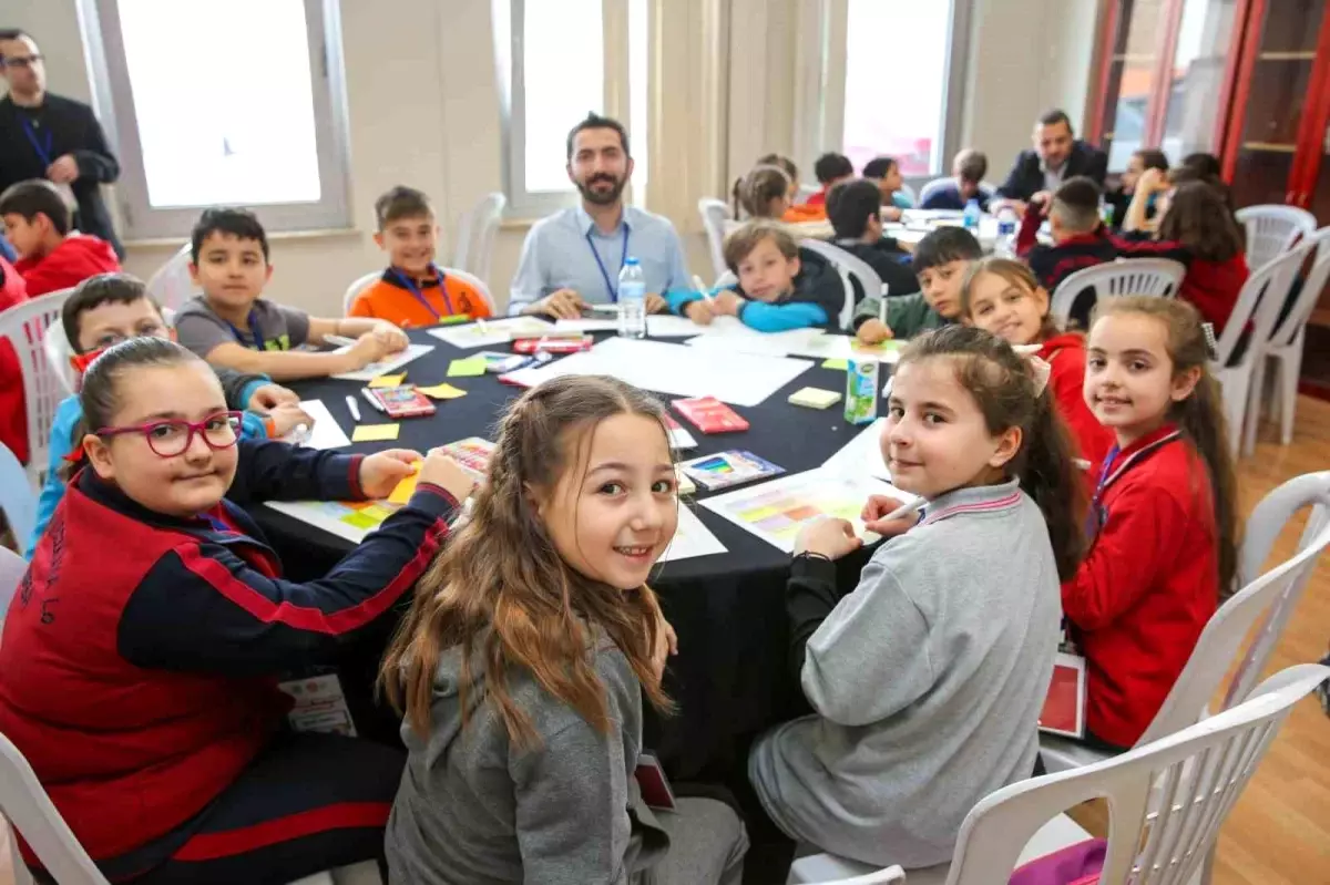 Bursa\'da Çocuklar Gelecekteki Kentlerini Konuştu