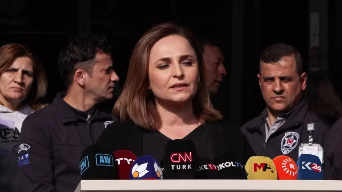 Sırrı Süreyya Önder\'in Sağlık Durumu Stabil