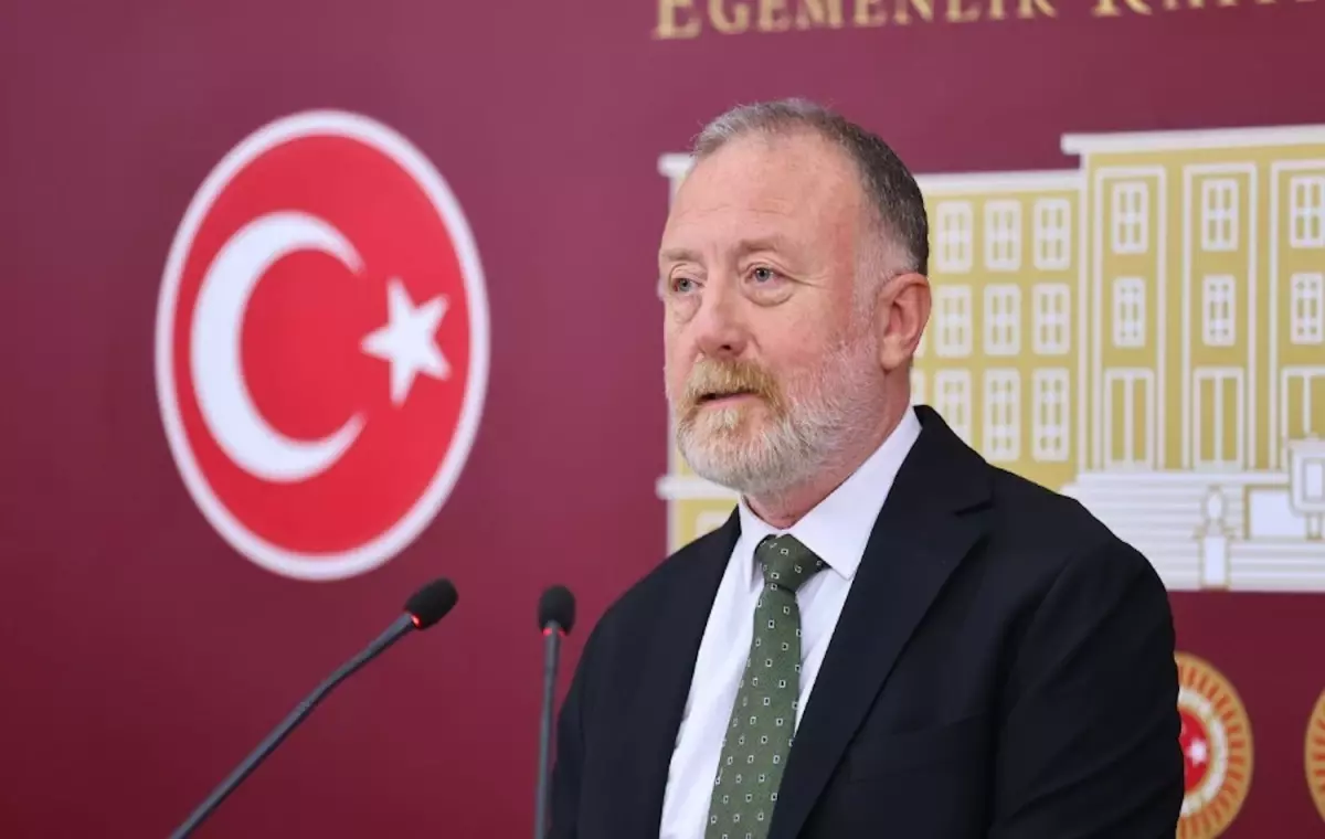 \'\'Gündemimiz Sırrı Bey\'in Sağlığı\'\'