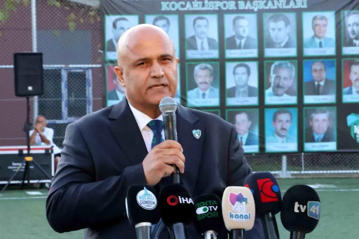 Kocaelispor Başkanı\'ndan Taraftara Açıklama