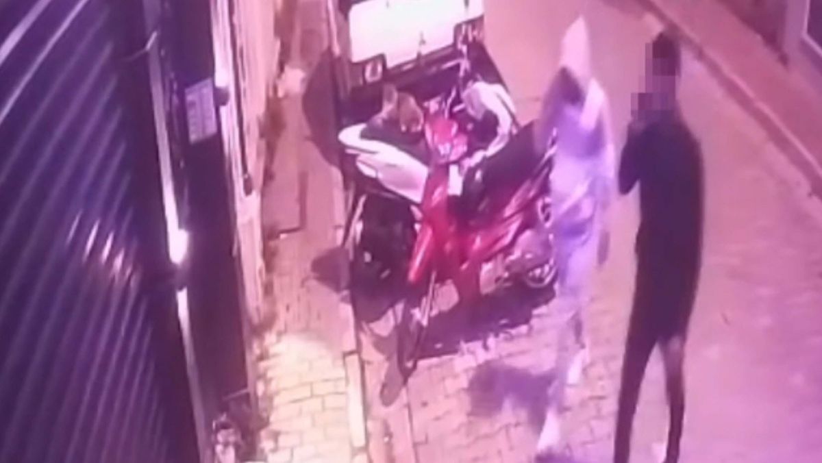 İzmir\'de Dolandırıcılara Darbe: 750 Bin TL Çalıntı