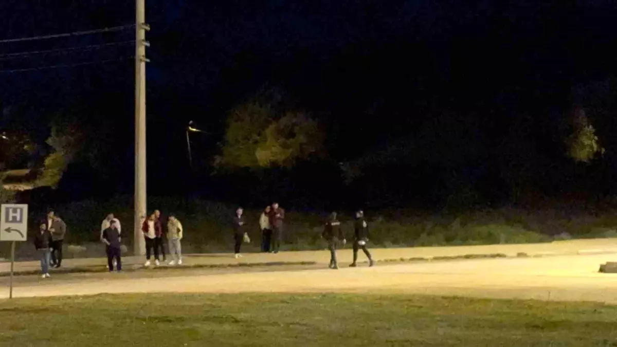 Düzce\'de Unutulan Çanta Fünye ile Patlatıldı