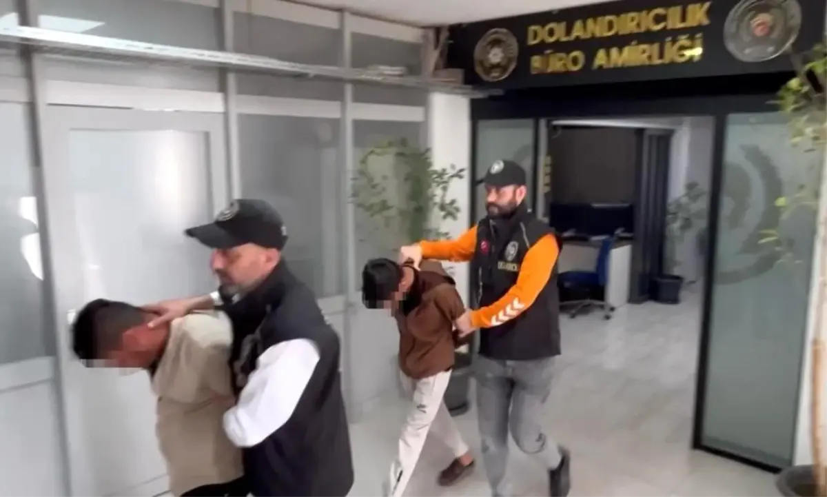 İzmir\'de Yaşlı Kadın 750 Bin TL Dolandırıldı