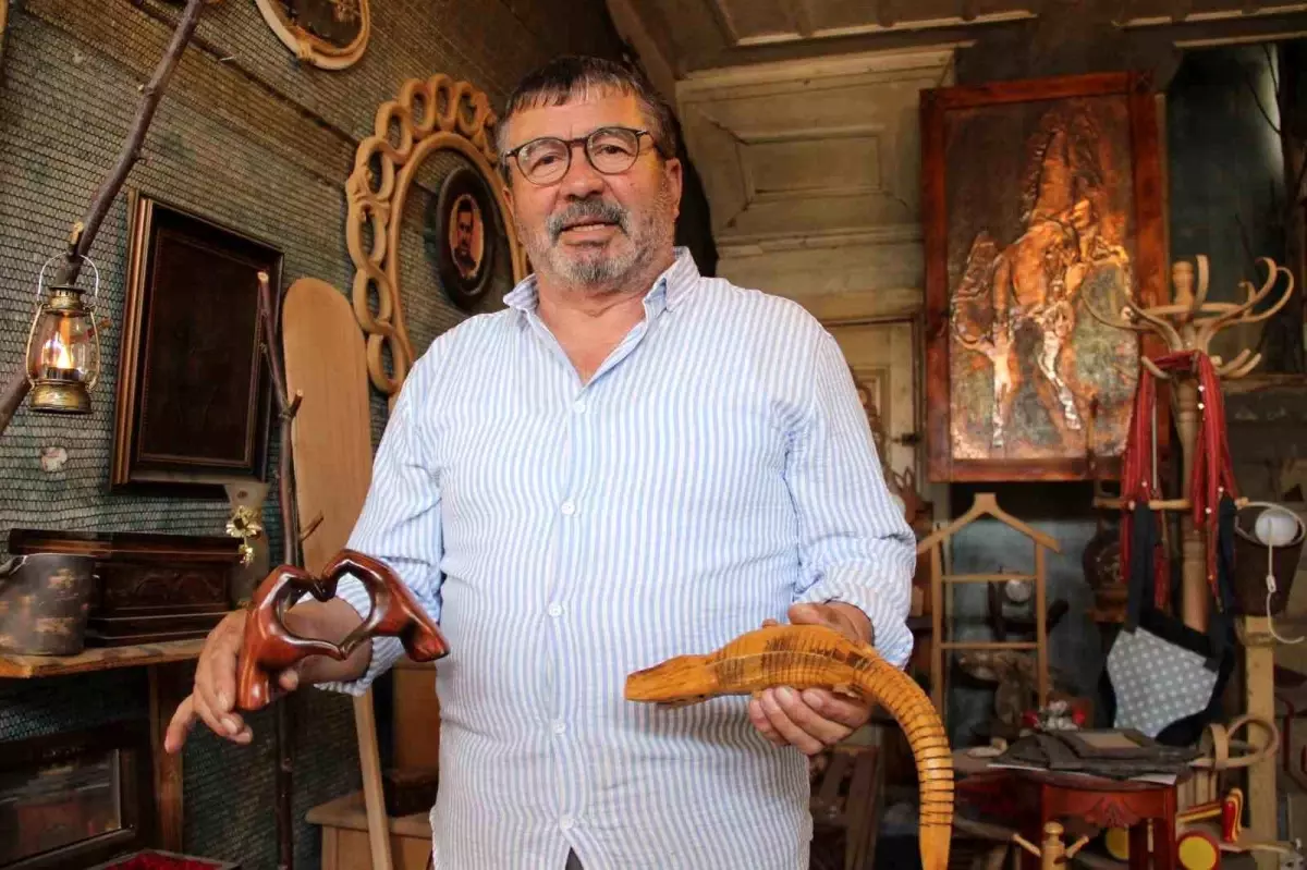 62 Yaşındaki Usta, Ahşapla Sanat Eserleri Yaratıyor