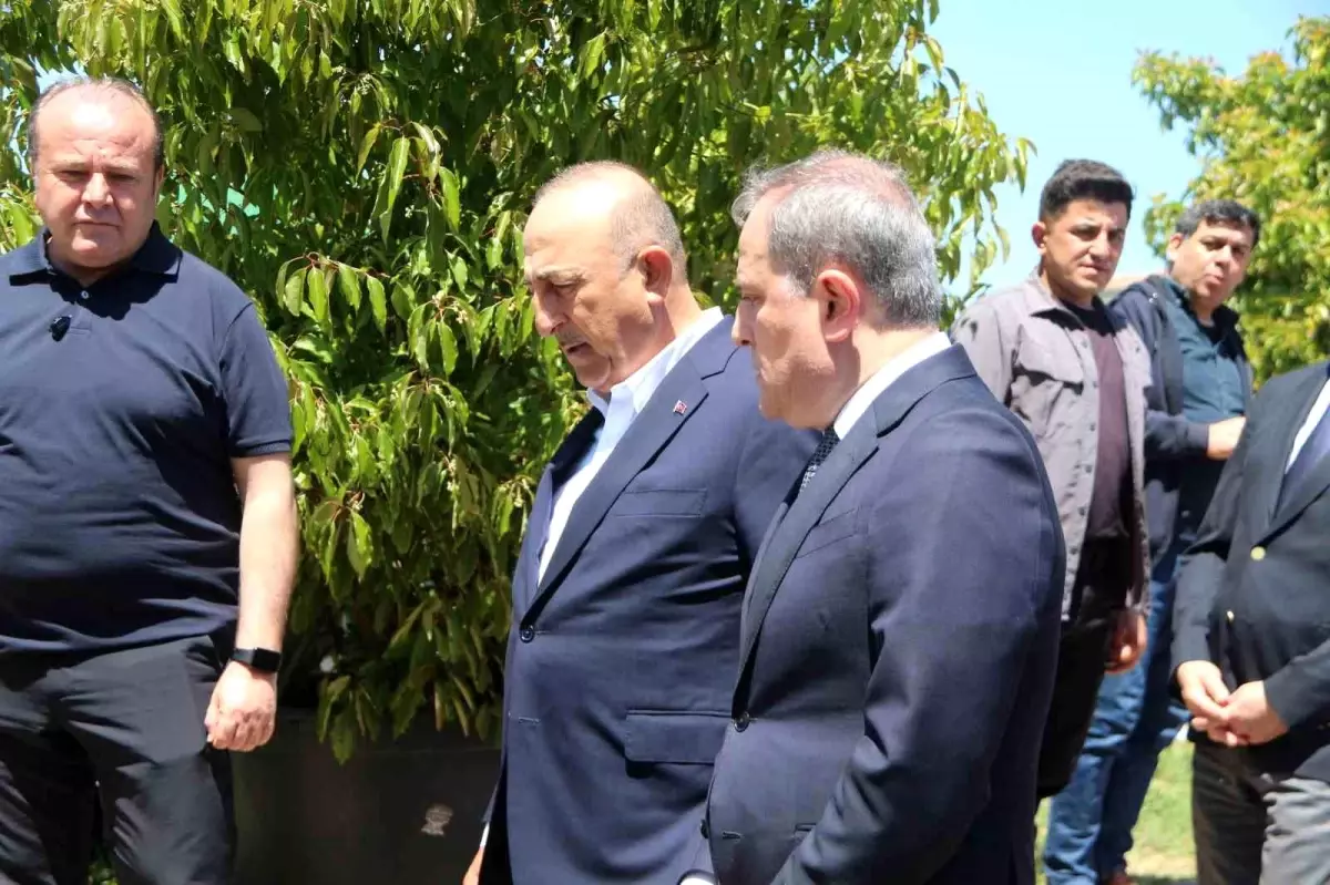 Azerbaycan Dışişleri Bakanı\'ndan Taziye Ziyareti