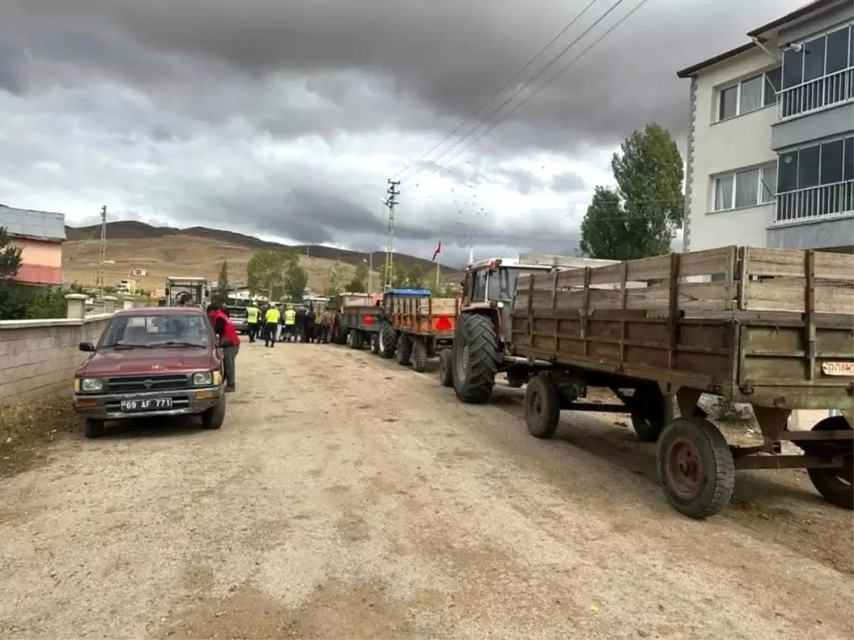 Bayburt\'ta Çiftçilere Reflektör Uyarısı