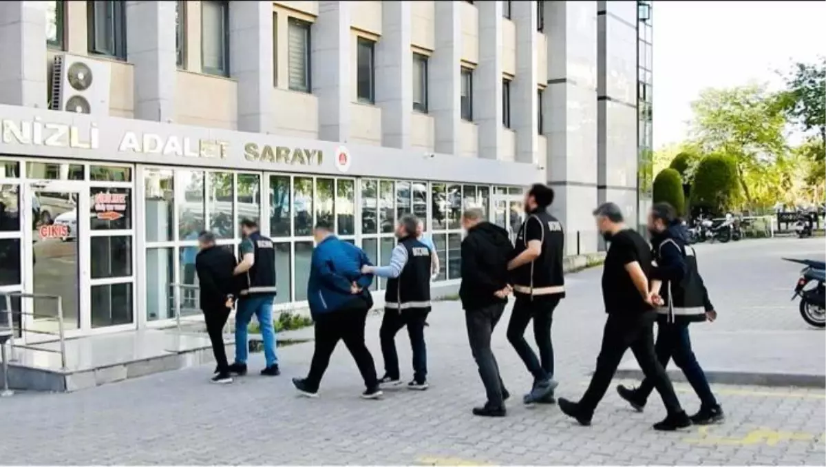 Denizli\'de Tefeciliğe Operasyon