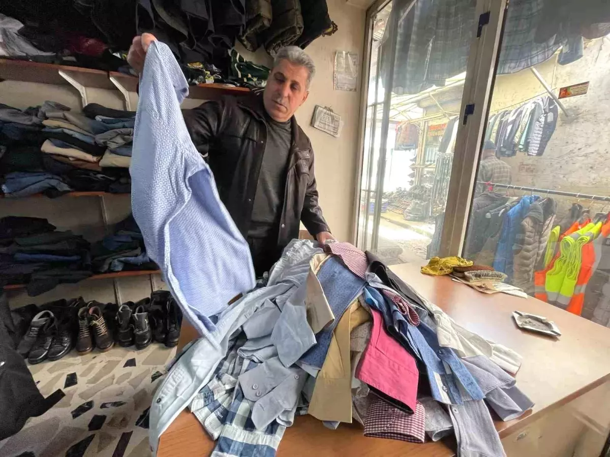 Elazığ\'da Vefat Edenlerin Kıyafetleri İkinci El Pazarında
