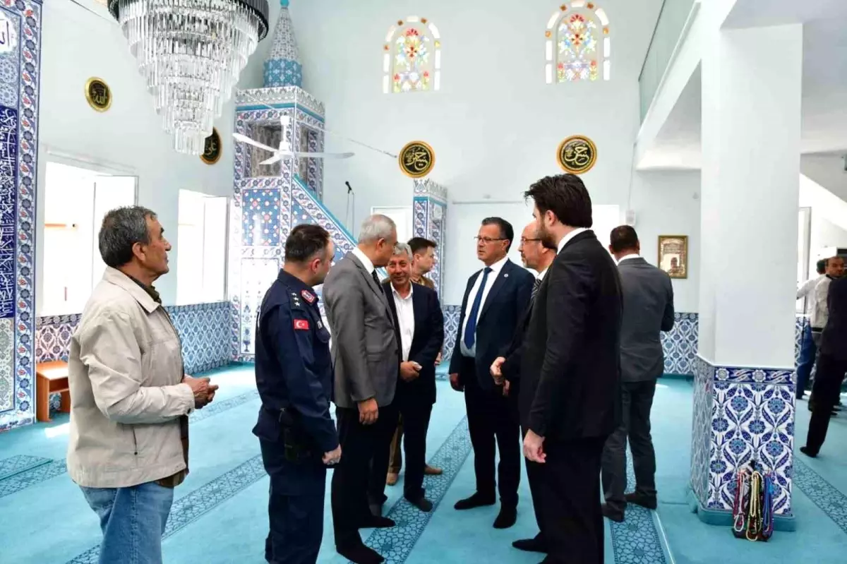 Alaşehir\'de Yeni Camii Açılışı Gerçekleşti