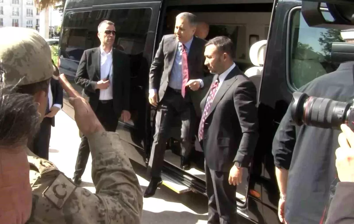 İçişleri Bakanı Yerlikaya Adıyaman\'da