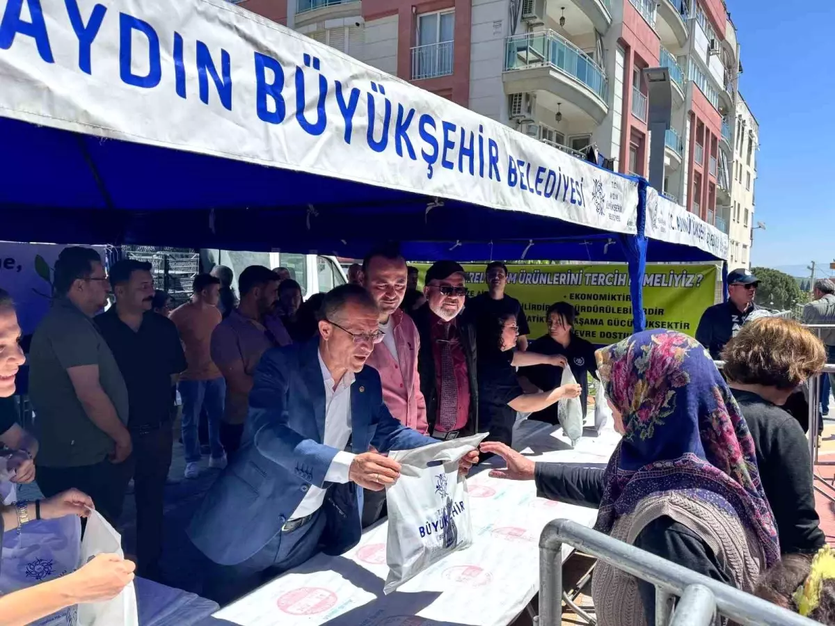 Aydın\'da Tarımı Desteklemek İçin 20 Bin Fide Dağıtıldı