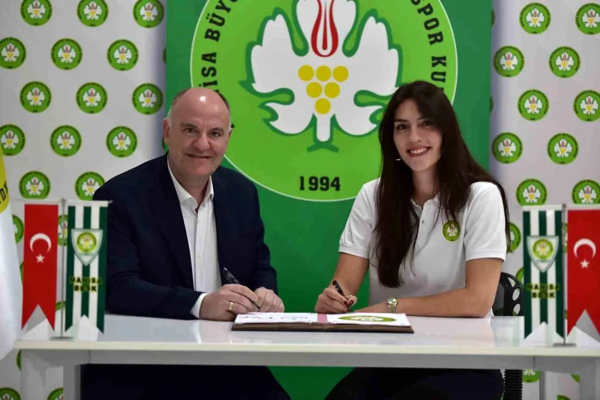 Manisa BBSK Kadın Voleybol Takımına Yeni Transfer