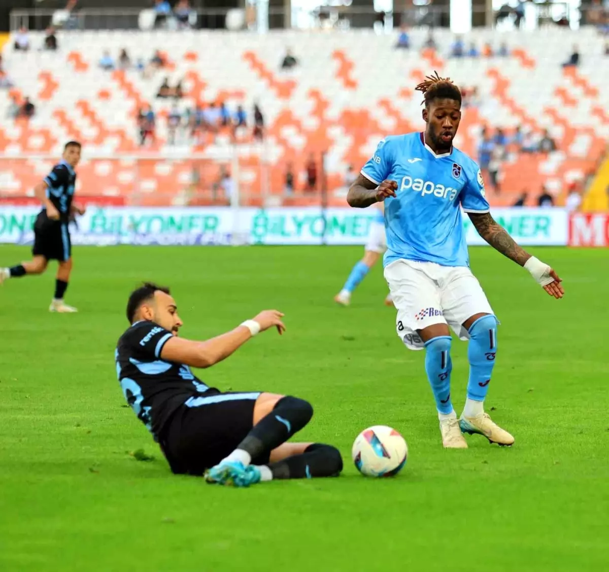 Adana Demirspor - Trabzonspor: Golsüz Başlangıç