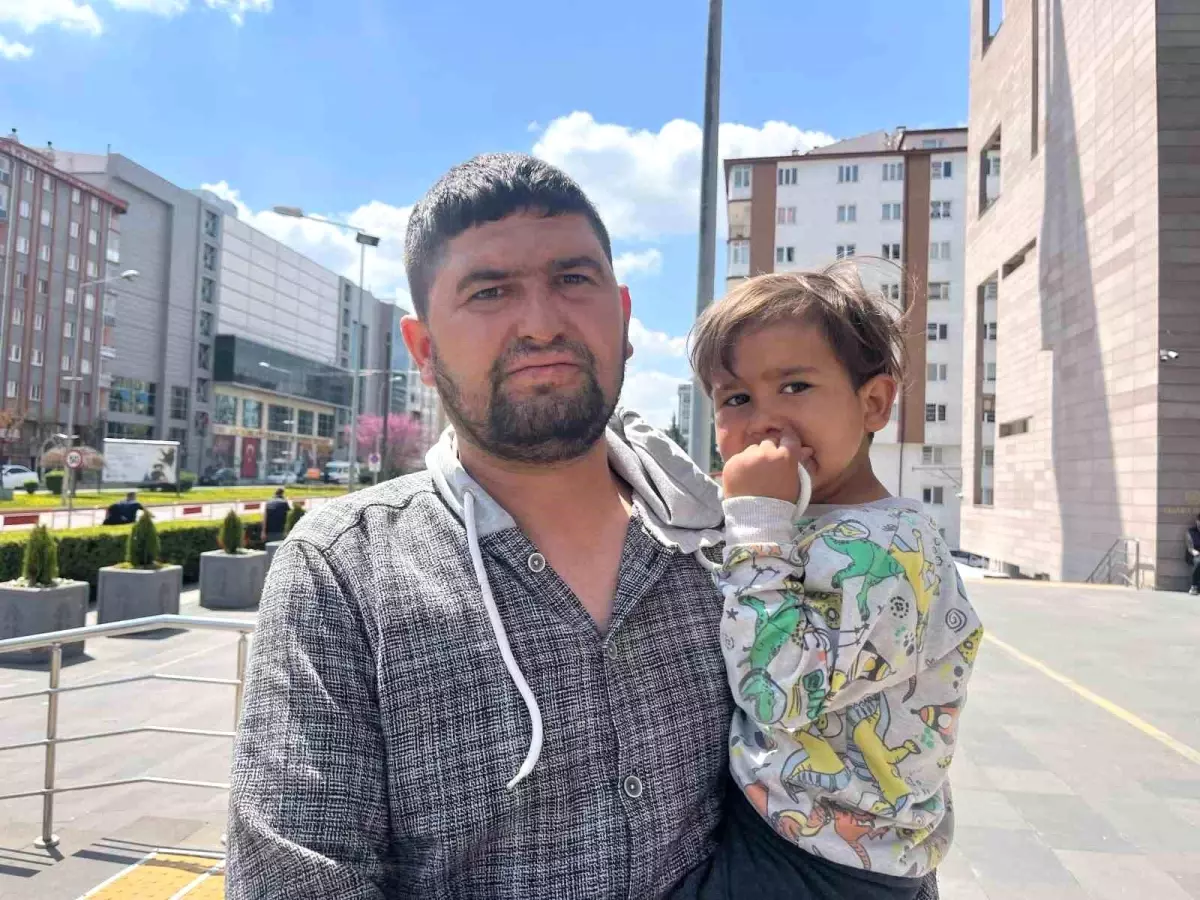 Sigara İçen Anne Serbest Bırakıldı