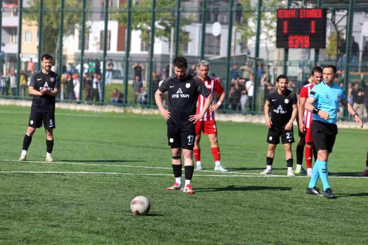 Fethiye İdman Yurdu, Eti Maden\'i 2-1 Yenerek Yarışta Kaldı